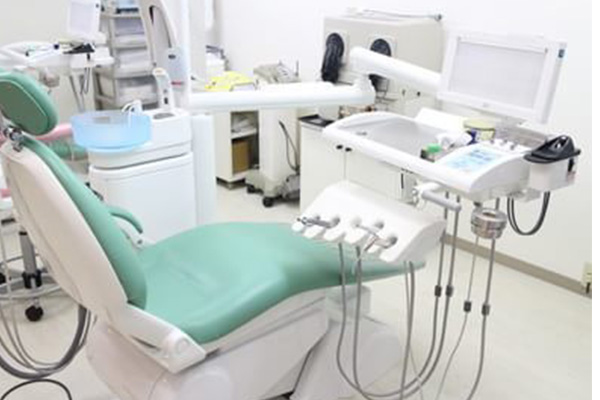 座りやすい診療台です。